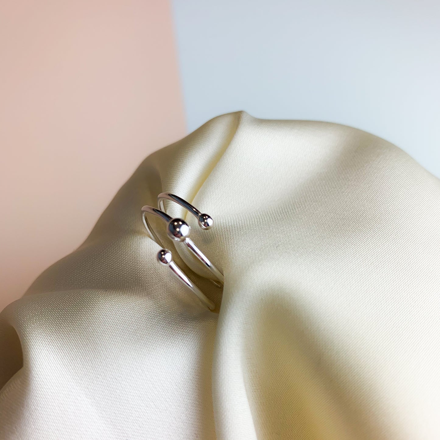Triple Band Effect Spiral Ring