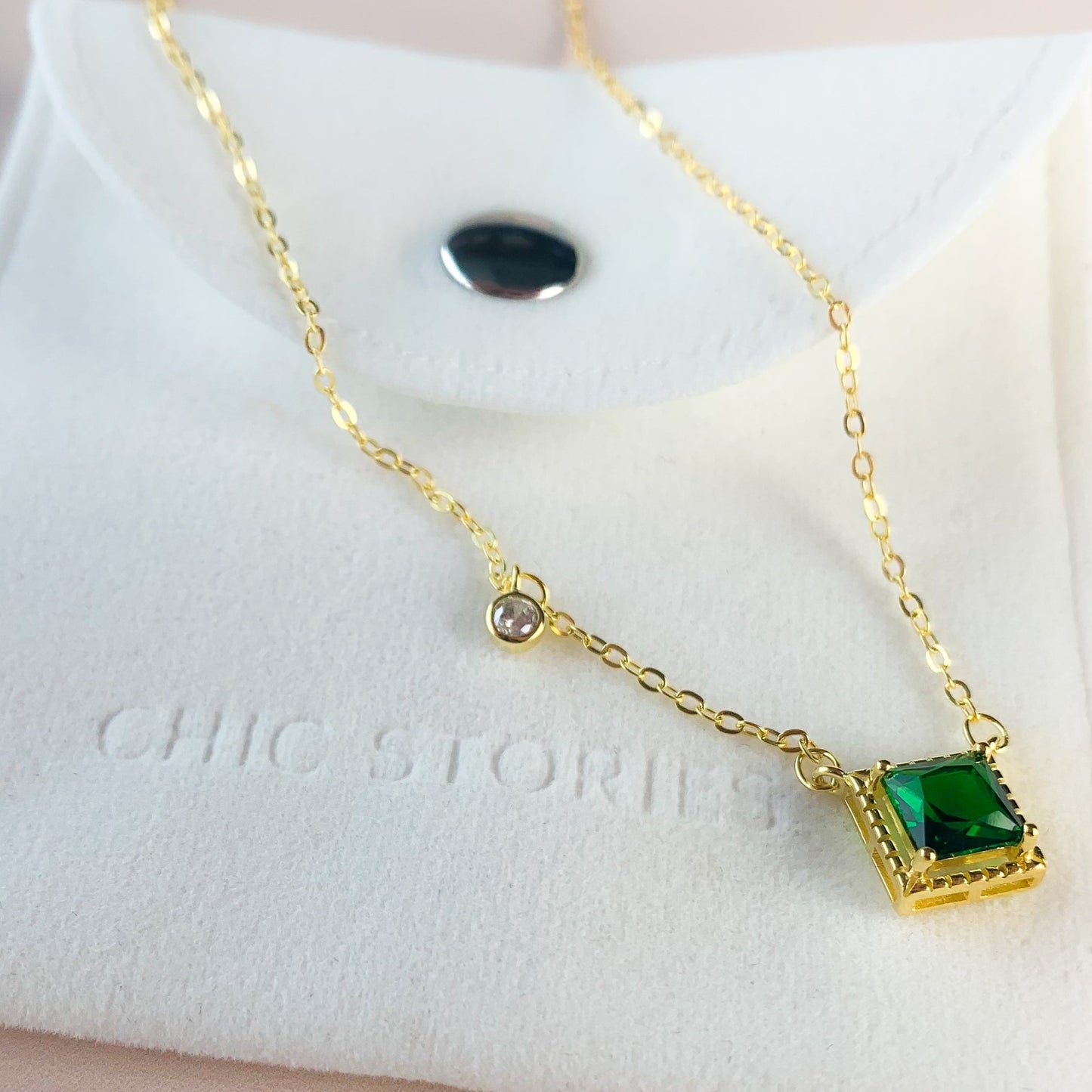 Green Crystal Pendant Necklace