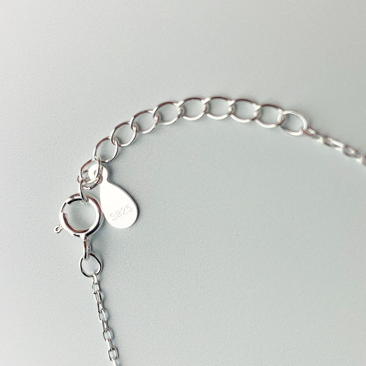 Interlocking Rings Pendant Necklace