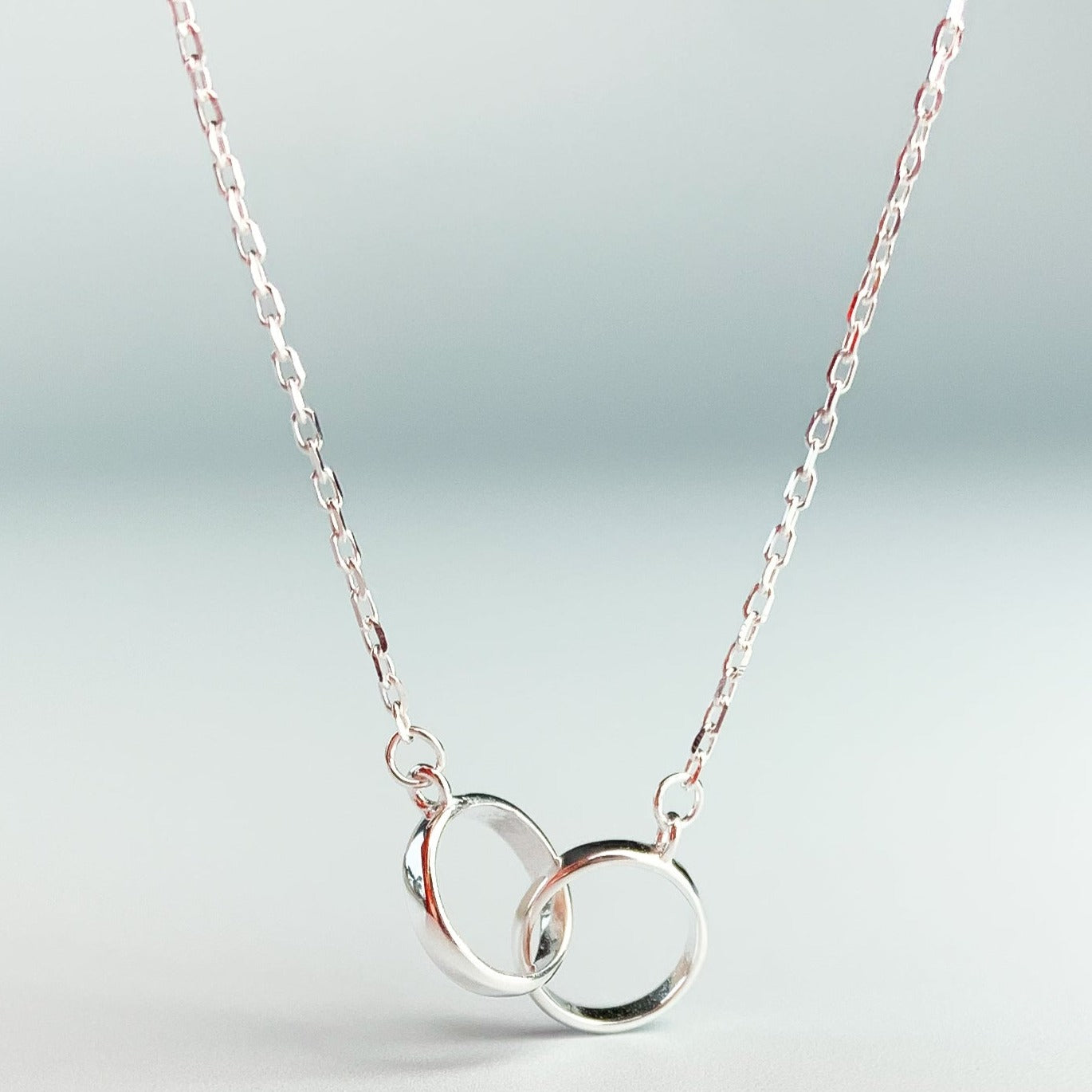 Interlocking Rings Pendant Necklace