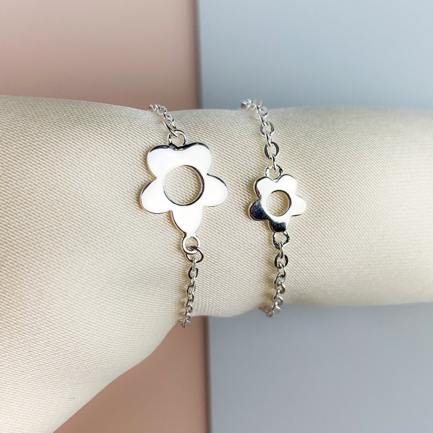Flower Charm Adjustable Chain Ring