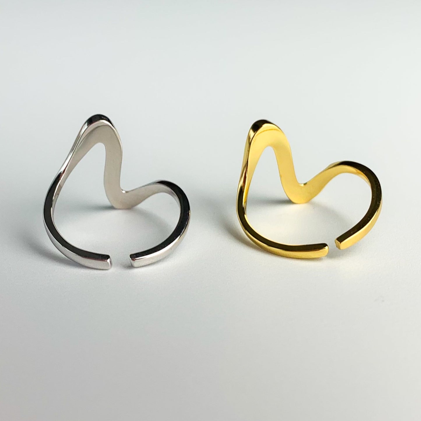 Adjustable Wave Ring