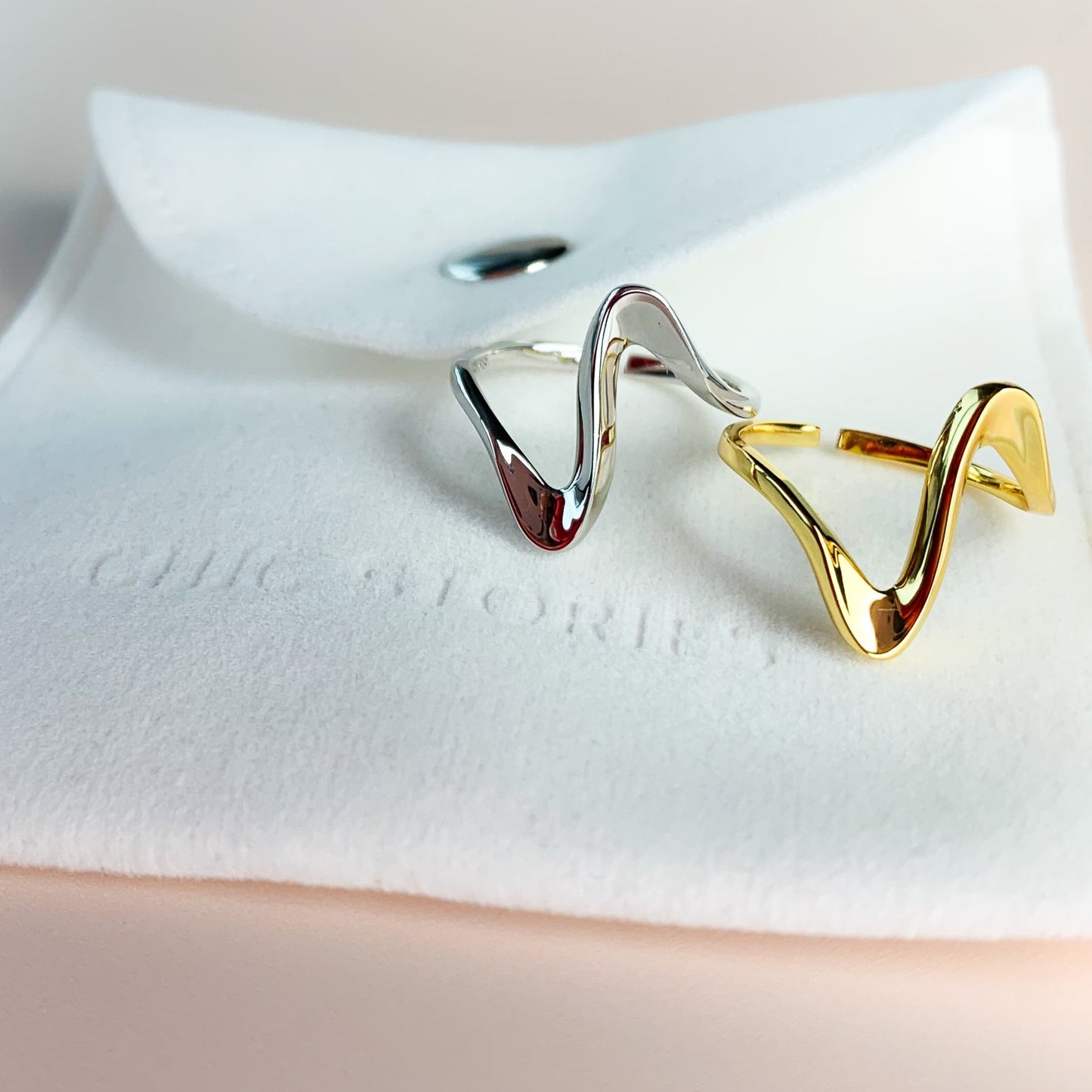 Adjustable Wave Ring