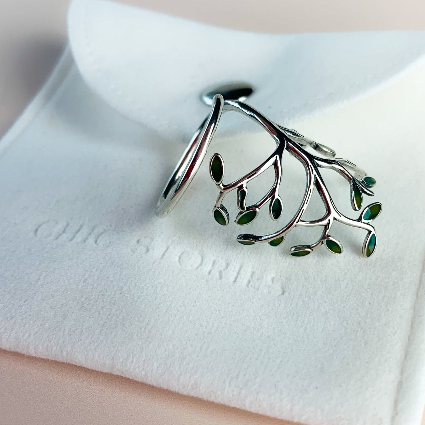 Statement Tree Ring
