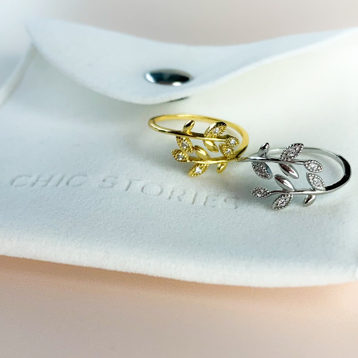 Crystal Detail Leaf Adjustable Ring