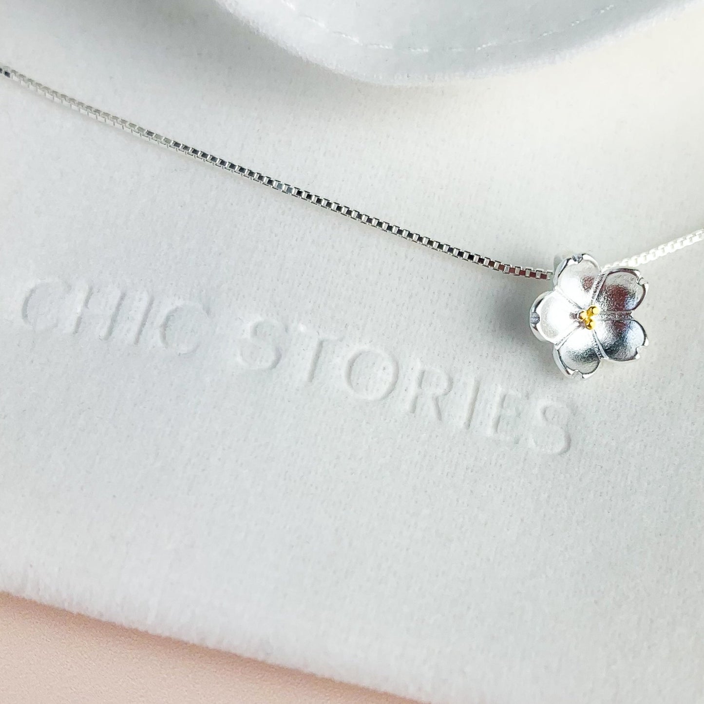 Sakura Flower Pendant Necklace