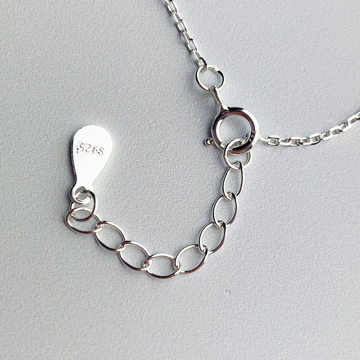 Daisy Trio Pendant Necklace
