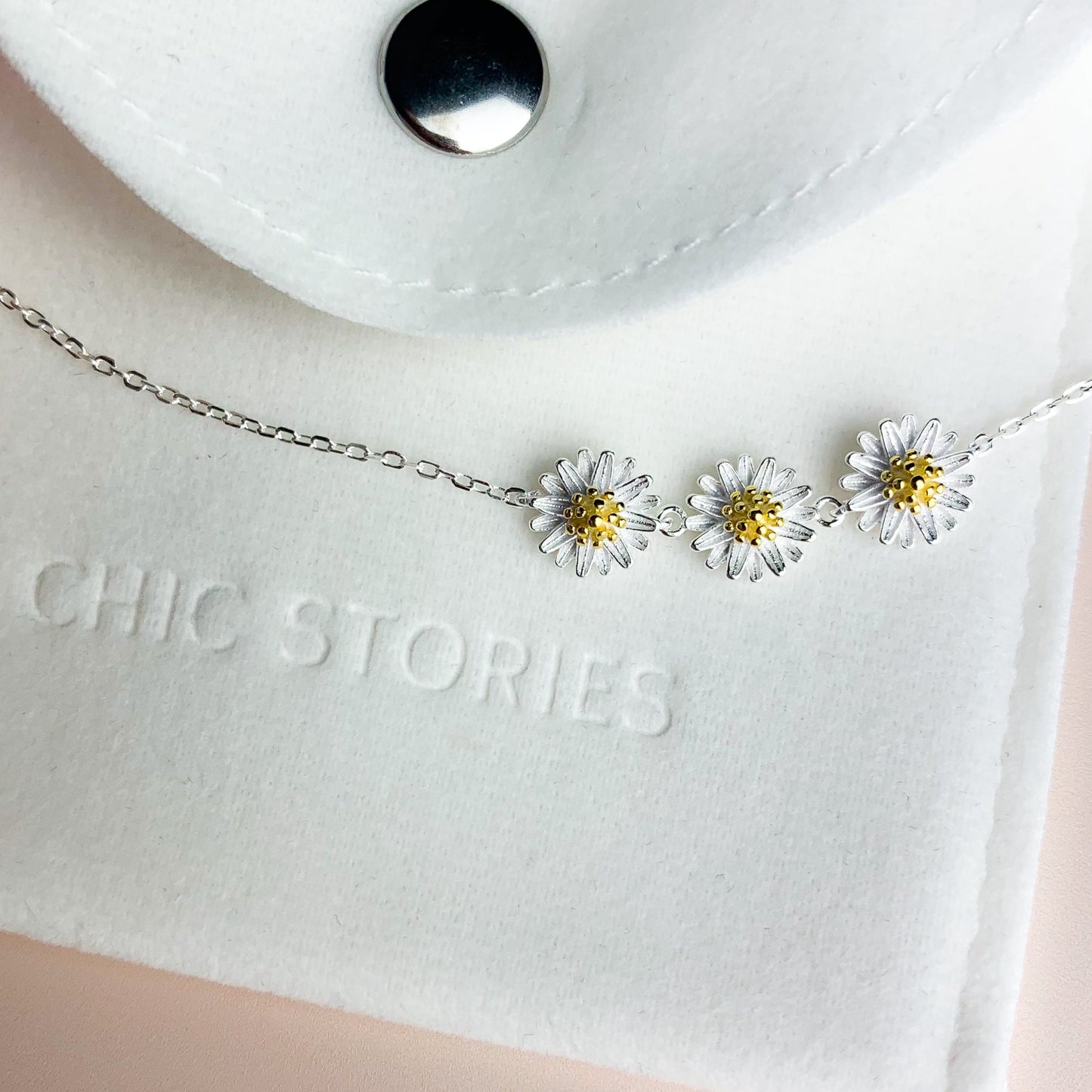 Daisy Trio Pendant Necklace