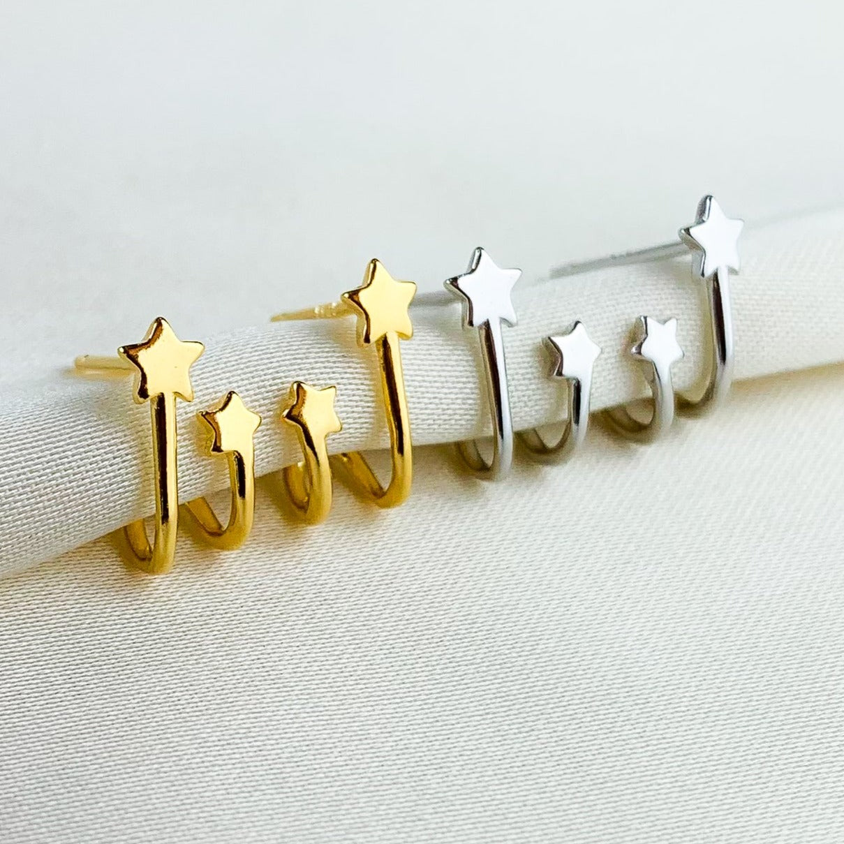 Huggie Effect Star Cuff Earrings