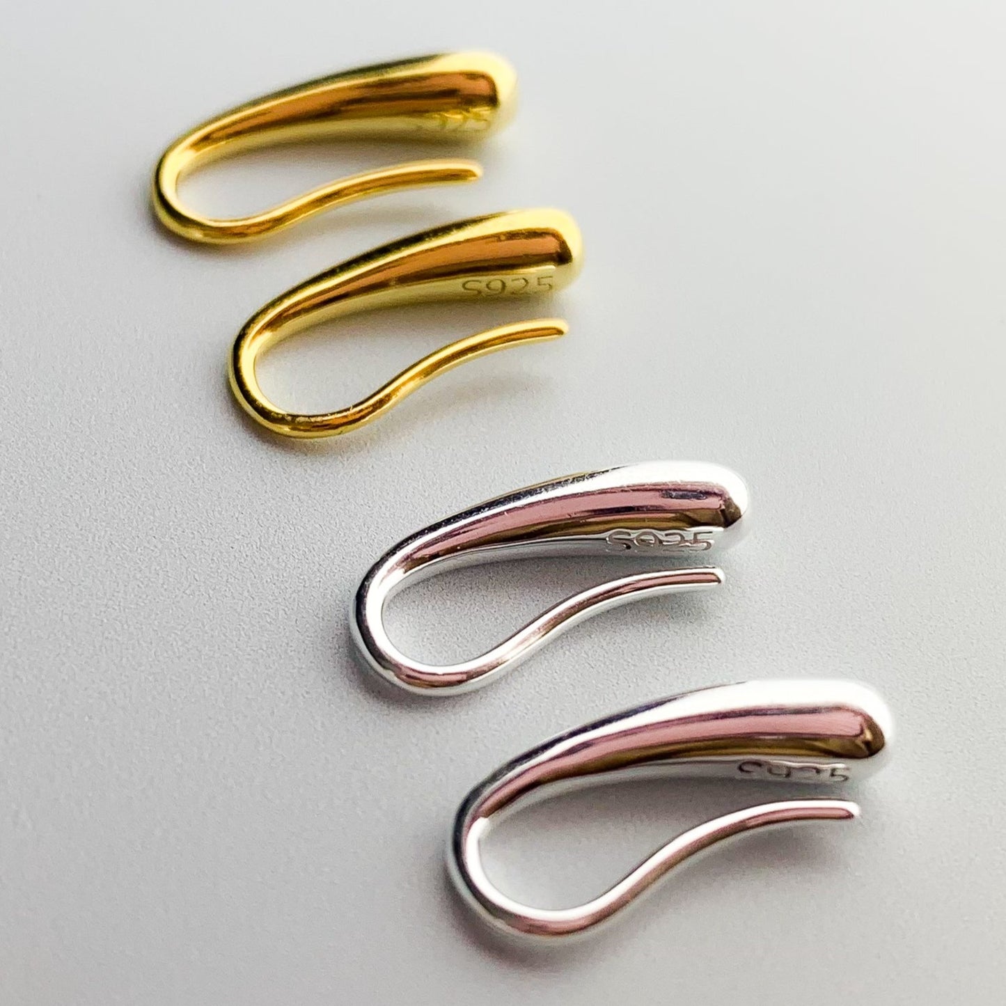 Minimalist Teardrop Dangle Earrings
