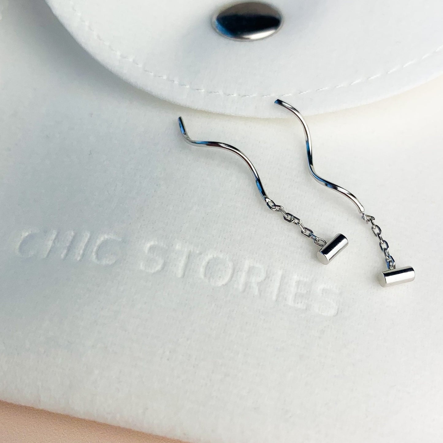Bar Drop Threader Earrings