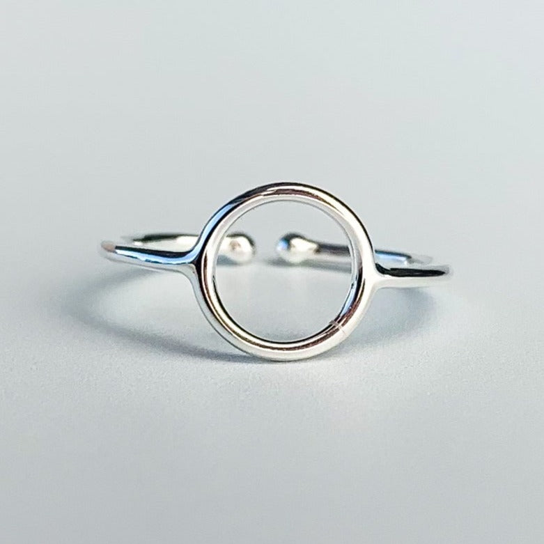 Circle Cutout Adjustable Ring