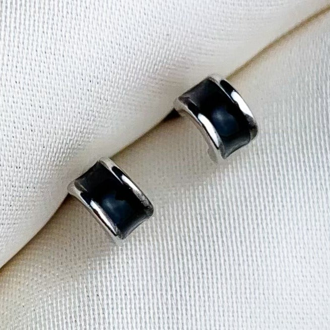 Black or White Curved Stud Earrings