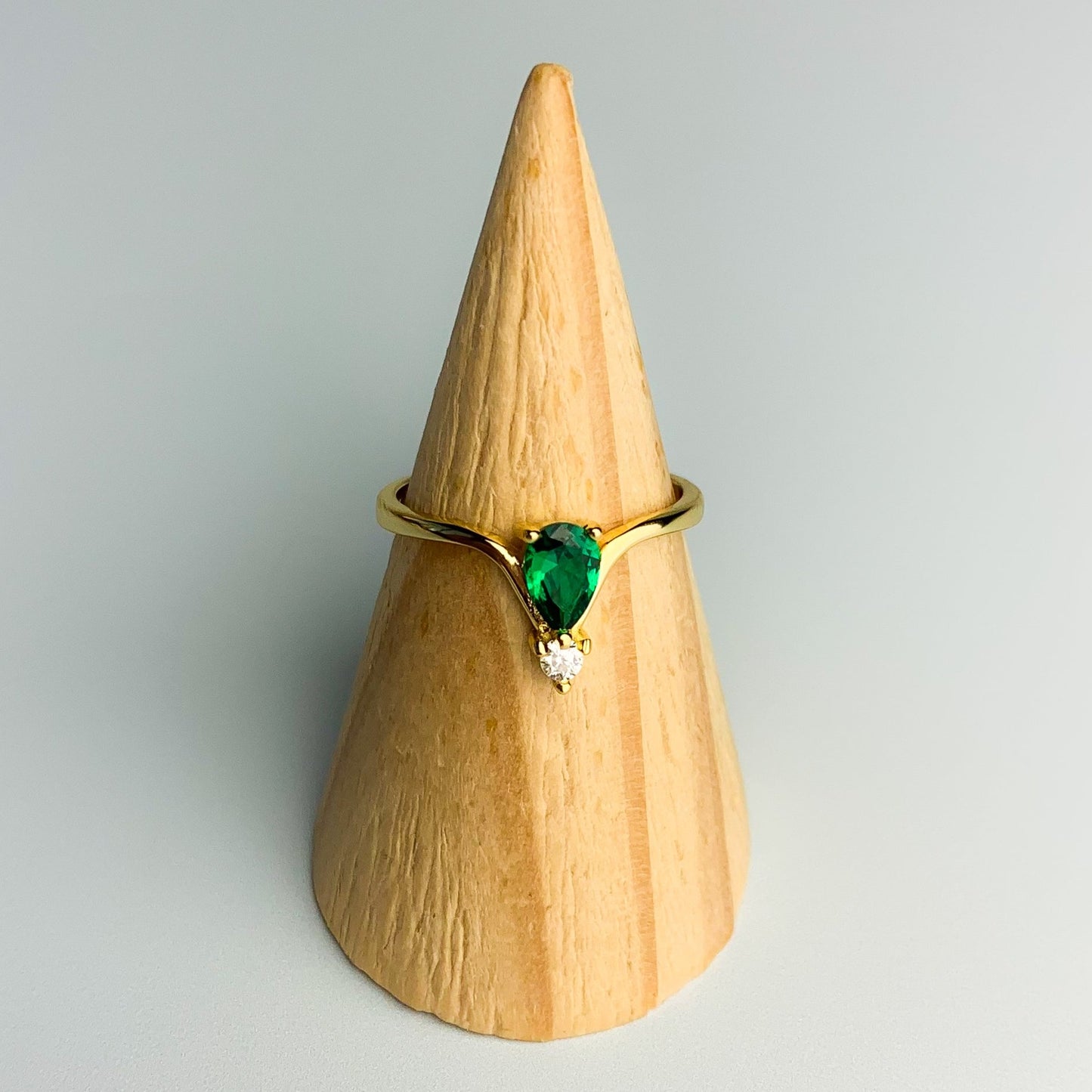 Sterling Silver Green Stone Ring