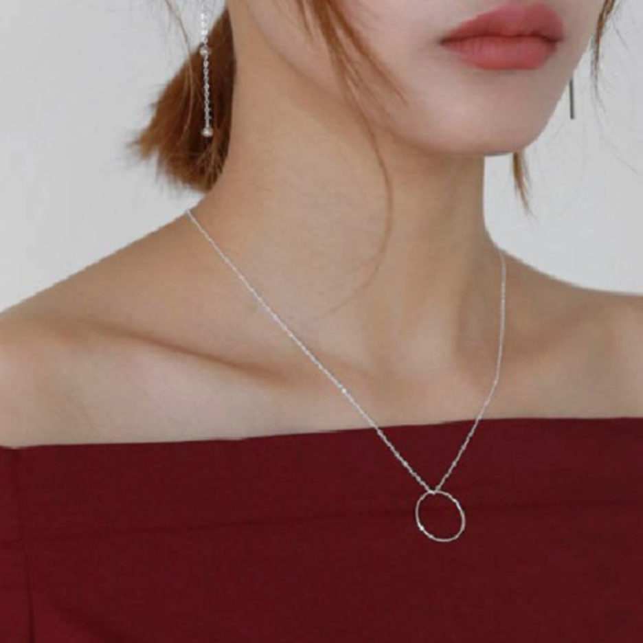 Circle Pendant Necklace