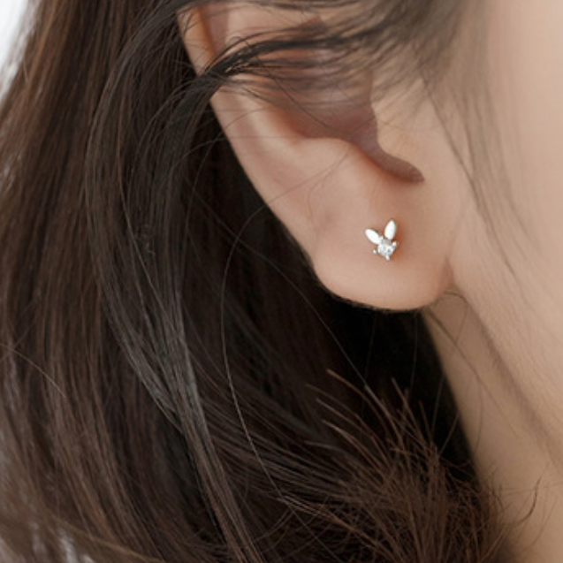 Crystal Bunny Ears Stud Earrings