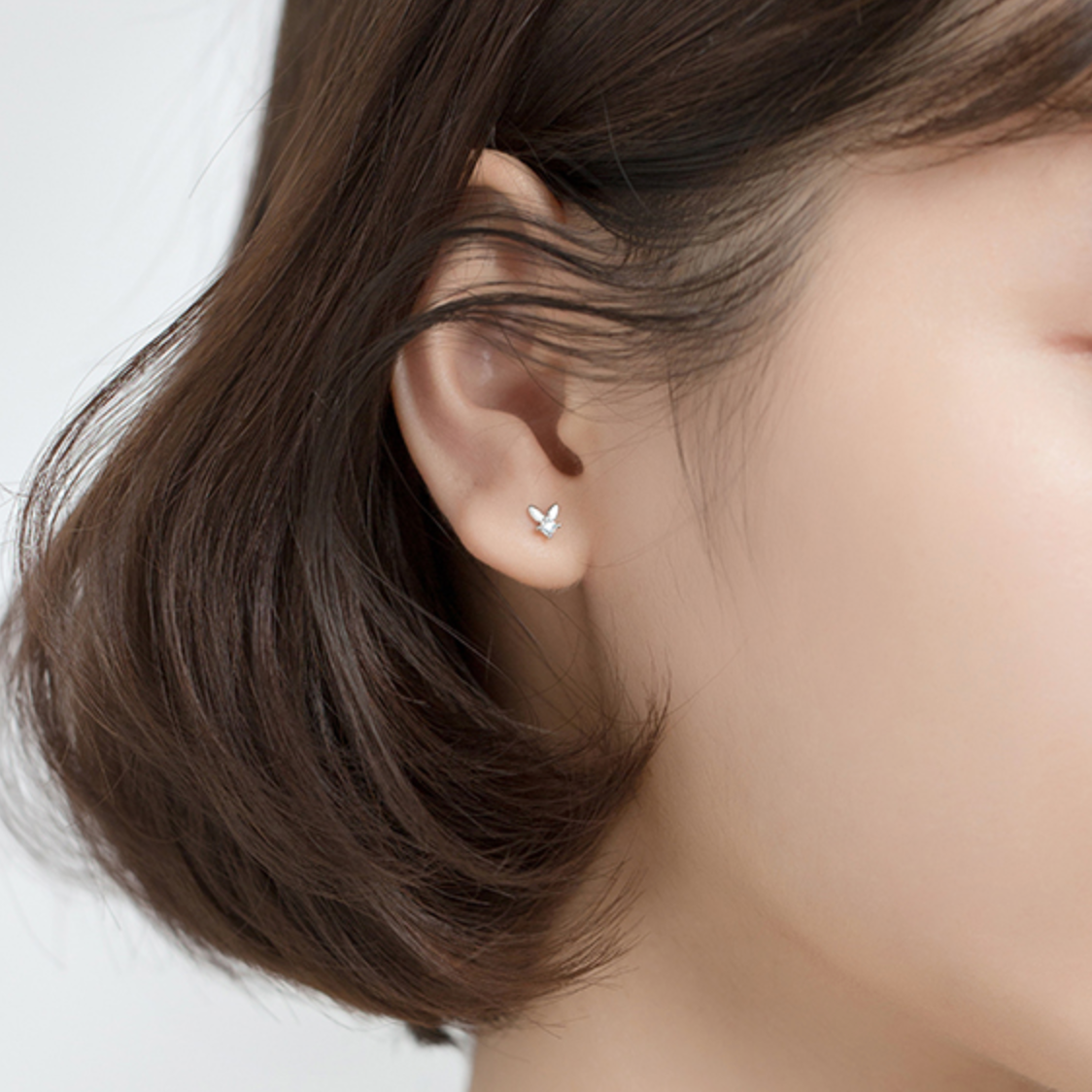 Crystal Bunny Ears Stud Earrings