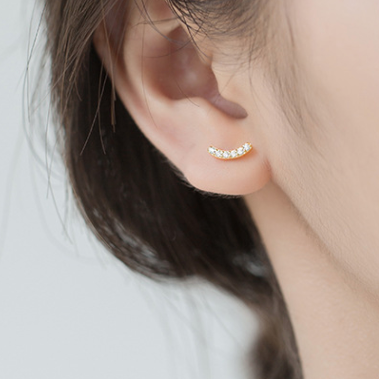 White Crystal Curve Stud Earrings