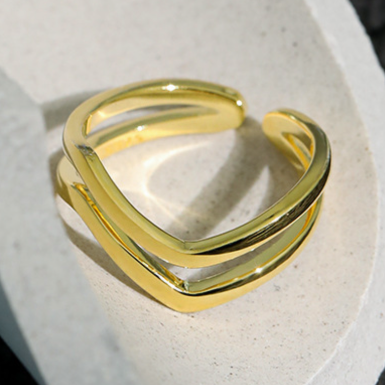 Wavy Double Band Ring