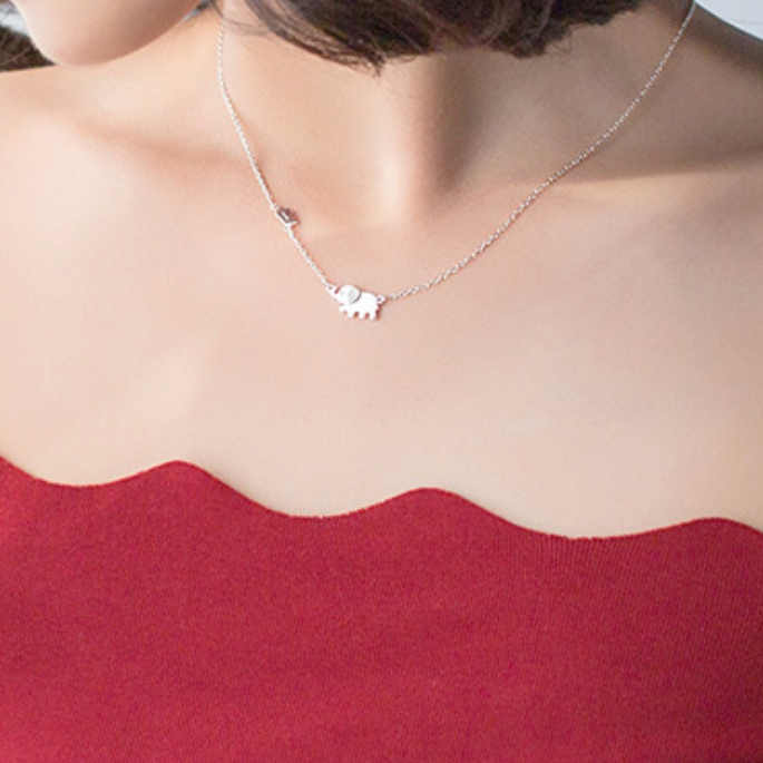 Elephant Mother and Baby Pendant Necklace
