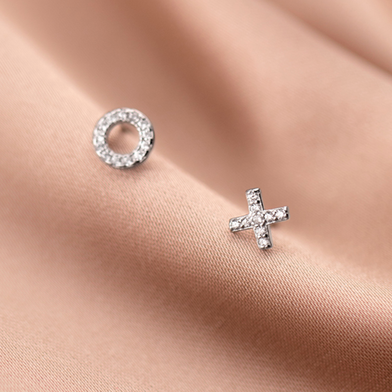 X and O Stud Earrings