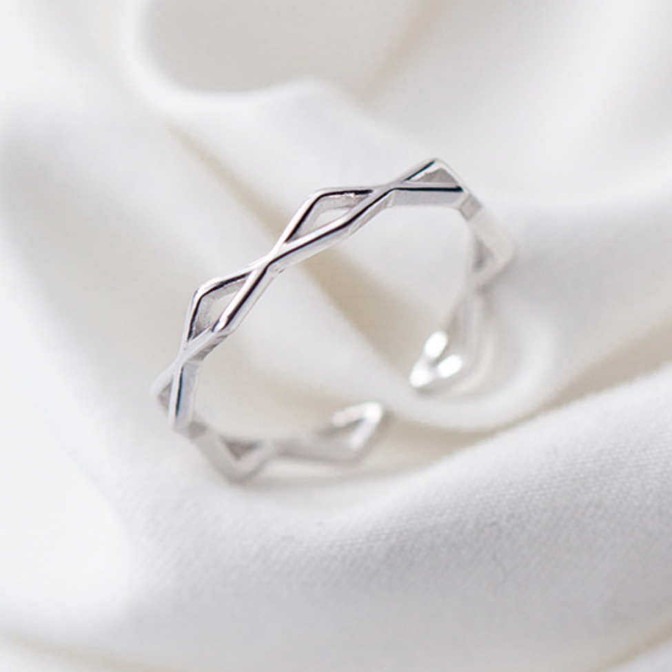Geometric Band Adjustable Ring