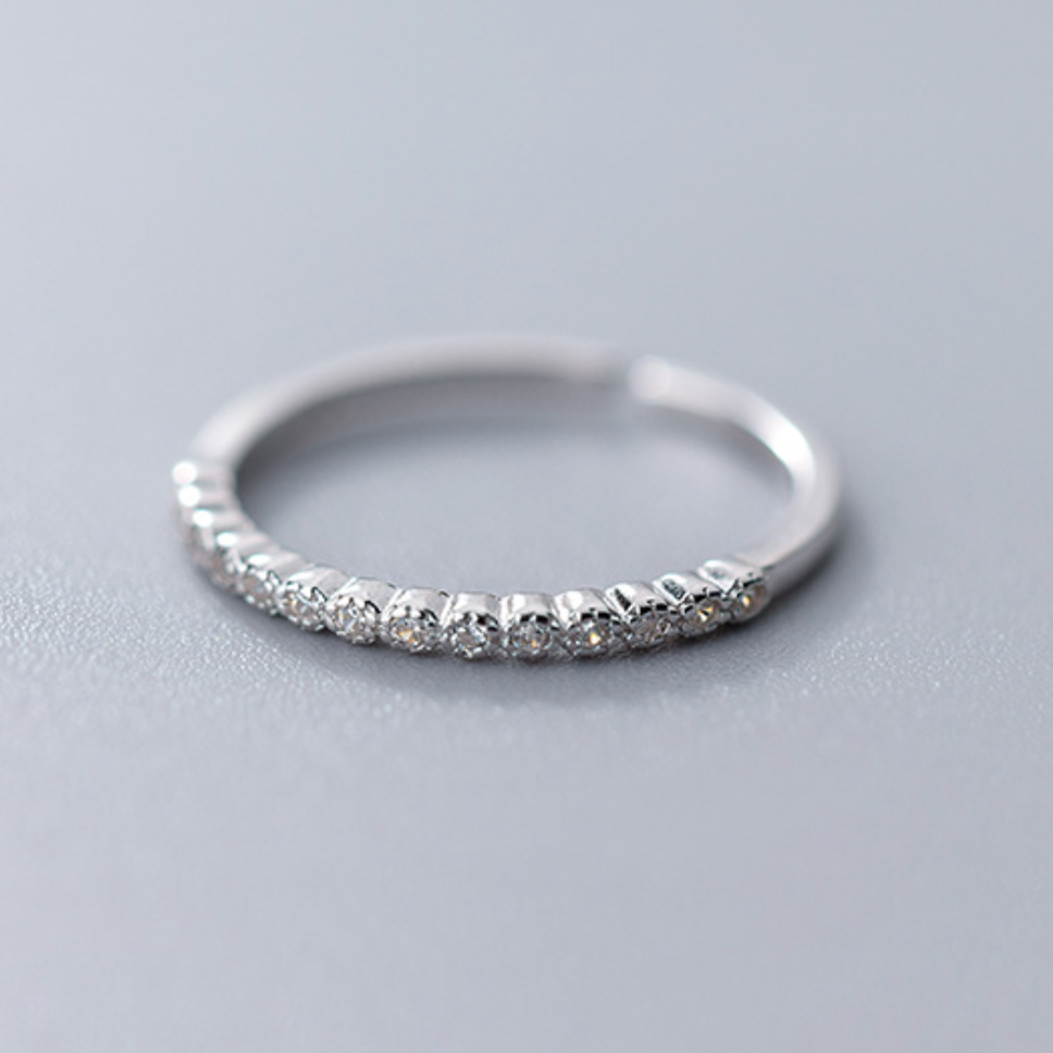 Sterling Silver Elegant Ring