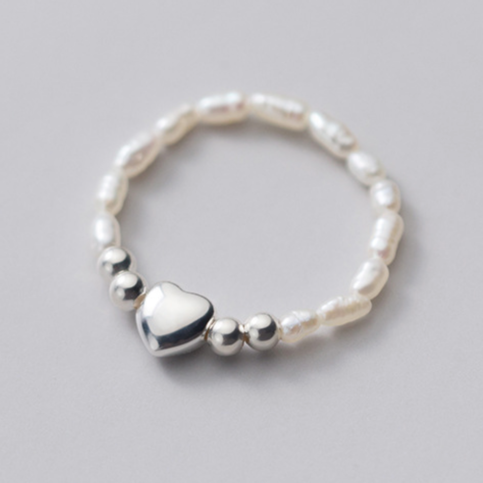 Heart Charm Pearl Bead Ring