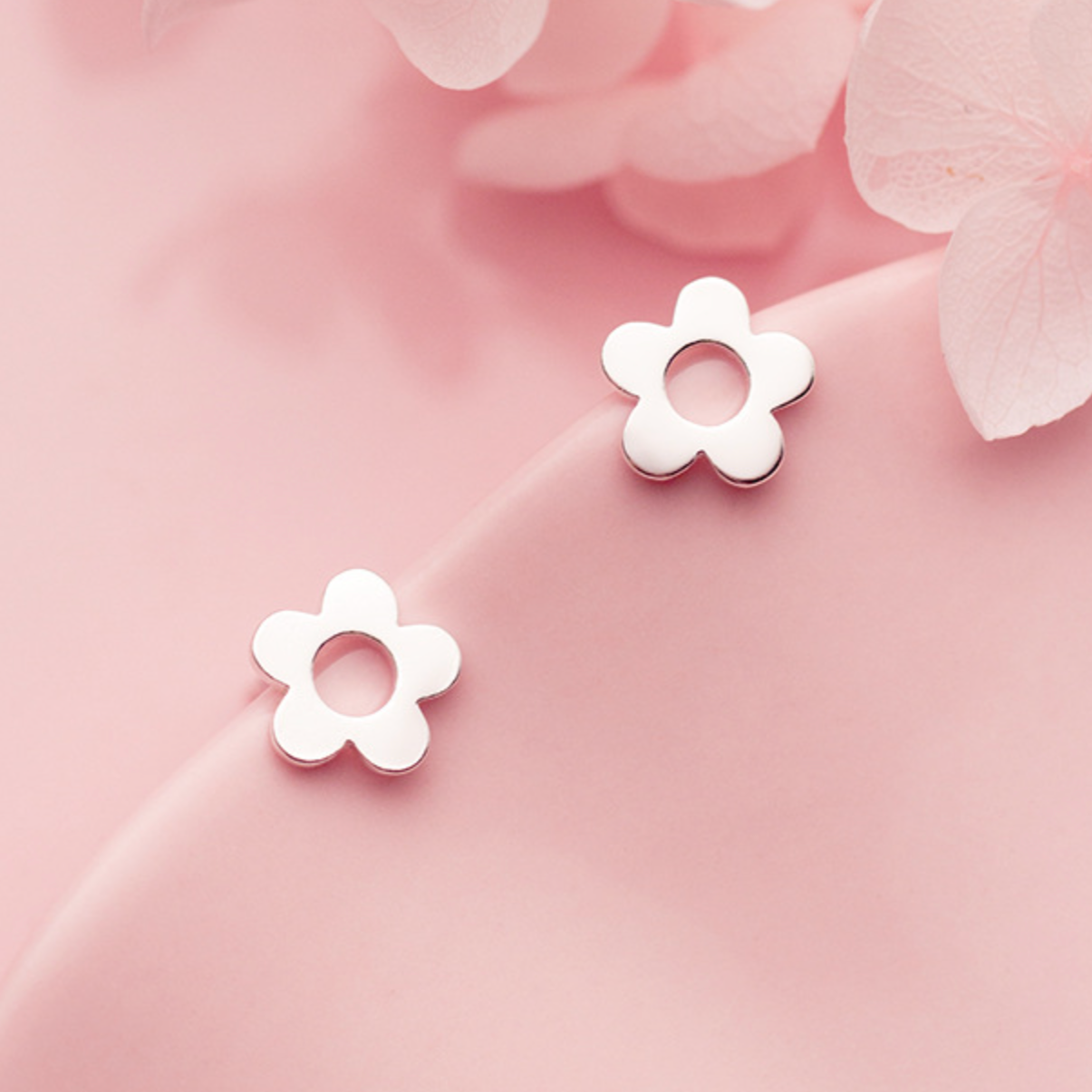 Simple Flower Stud Earrings