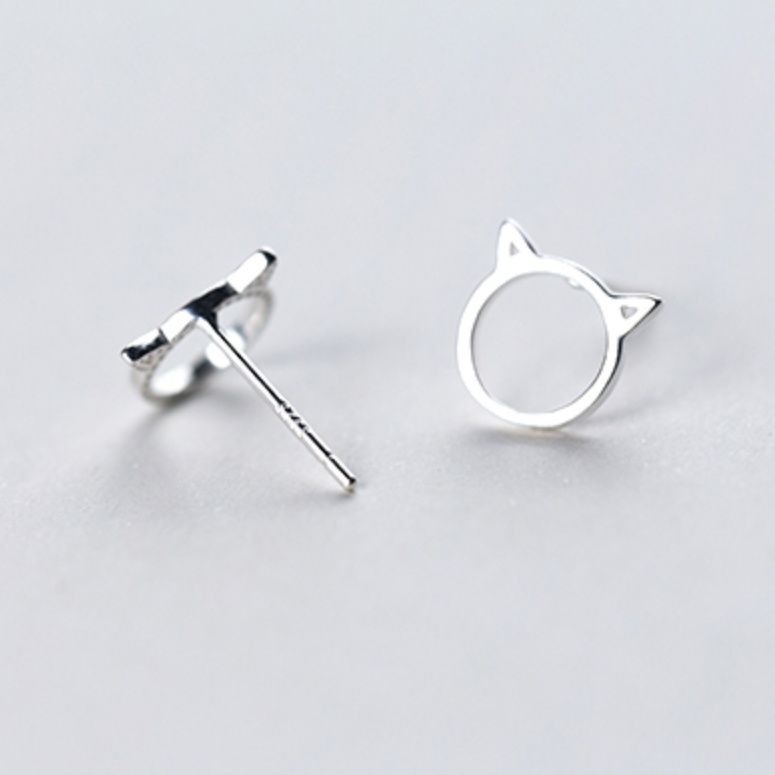 Minimalist Cat Face Stud Earrings