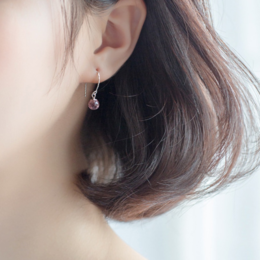 Red Flecked Crystal Dangle Earrings
