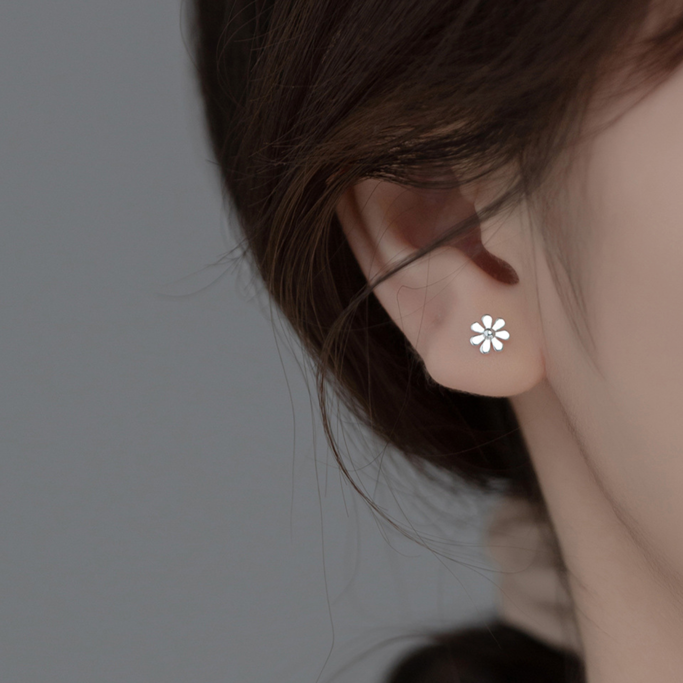 Tiny Daisy Stud Earrings