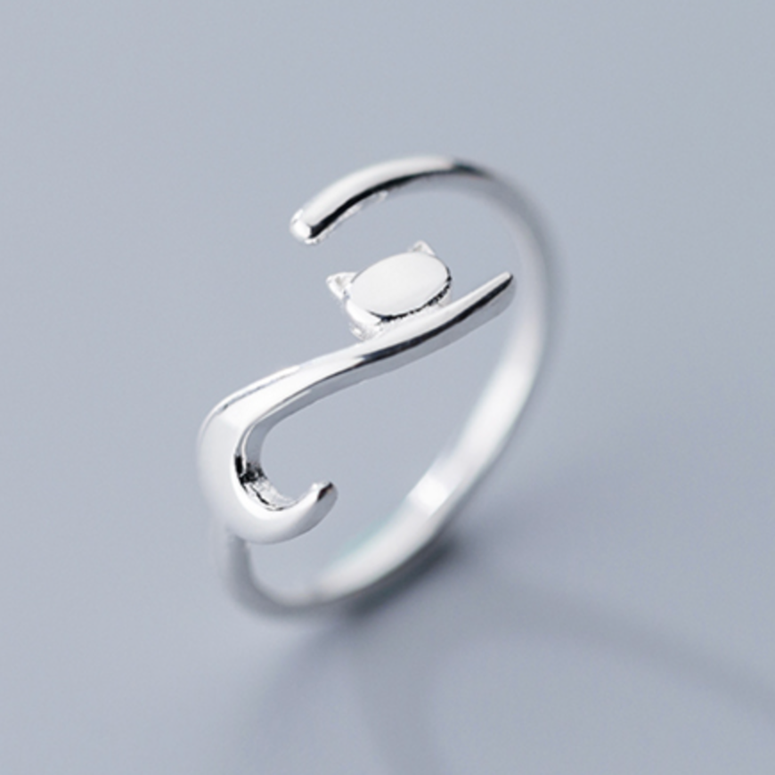 Cat Tail Adjustable Ring