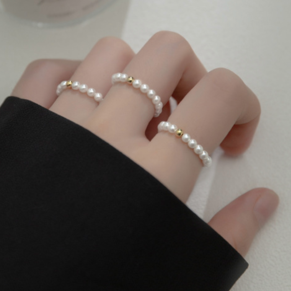 Pearl Stretch Ring