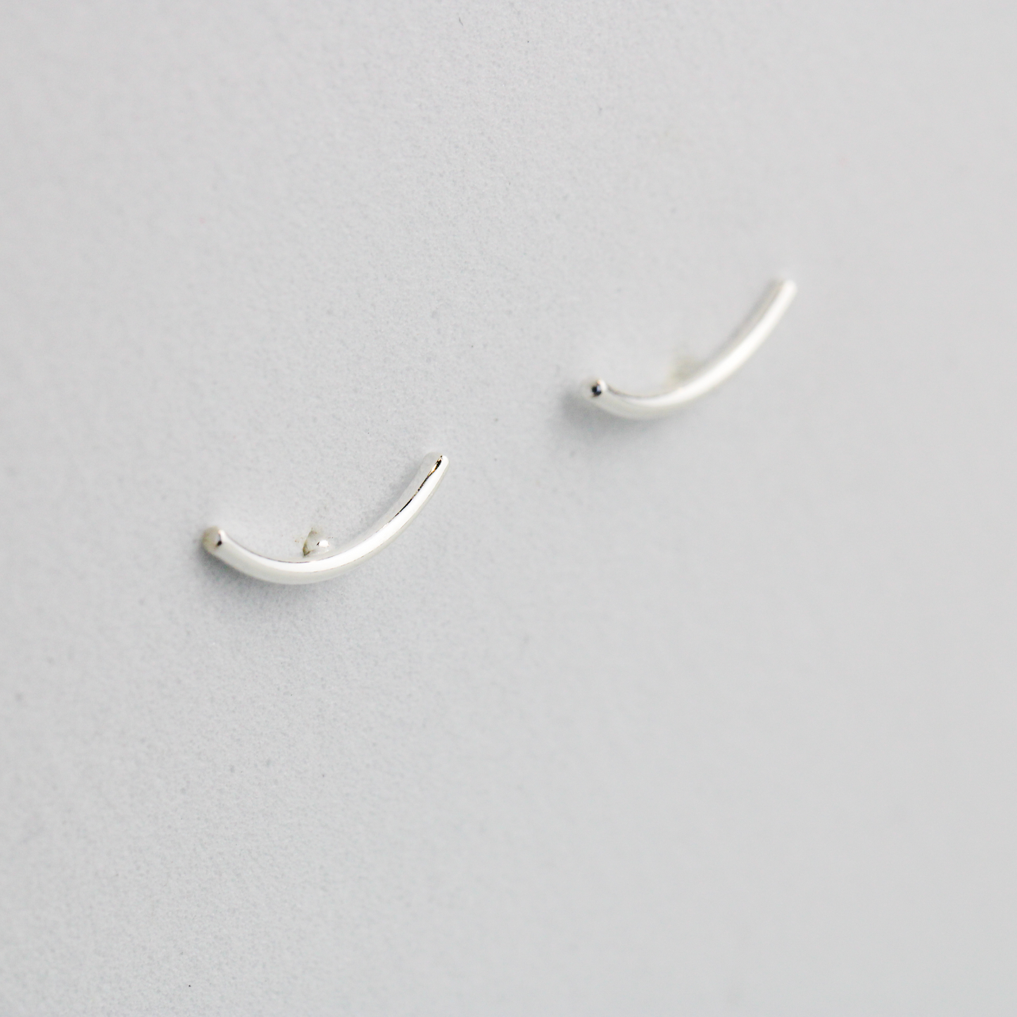 Curve Screw Back Stud Earrings