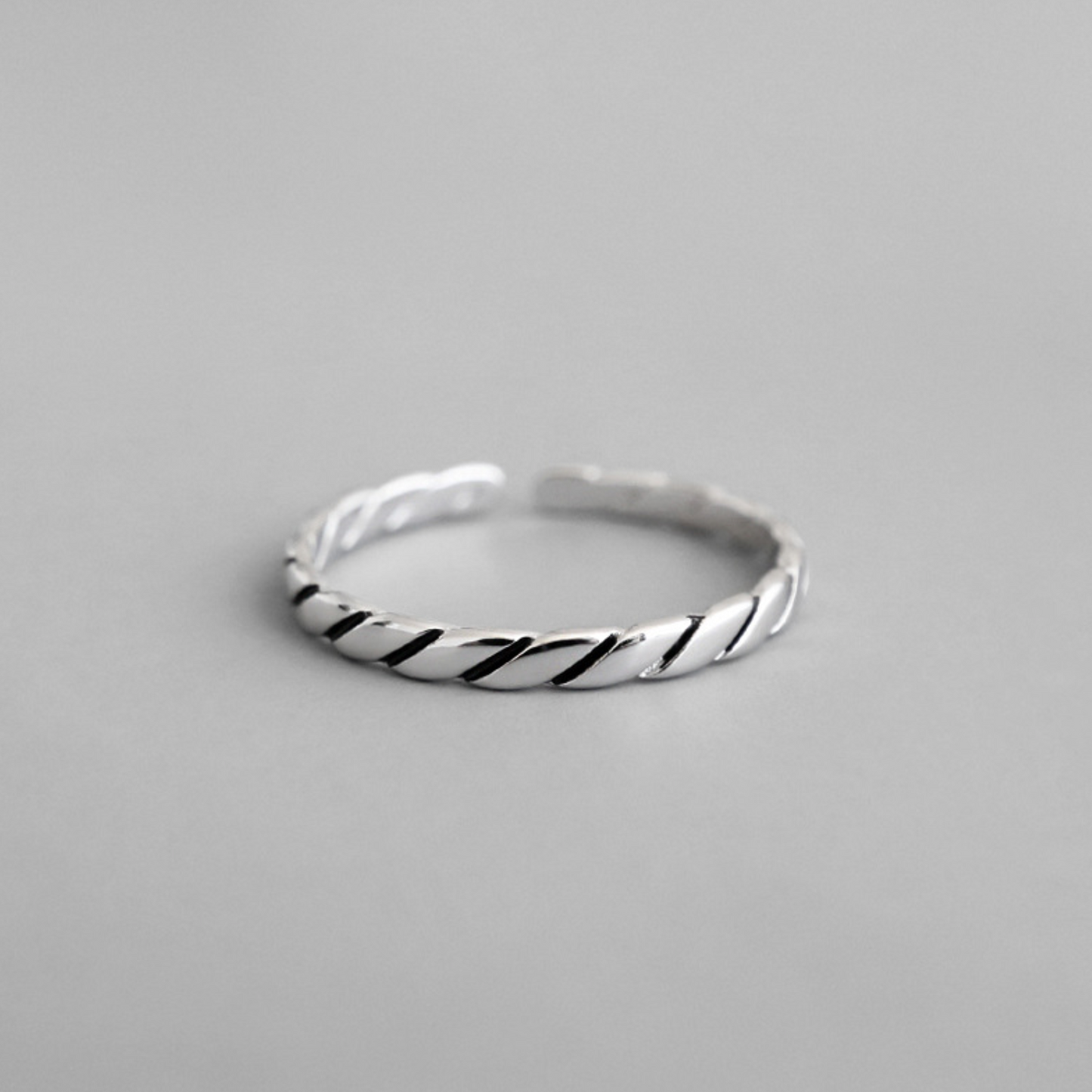 Rope Twist Adjustable Ring