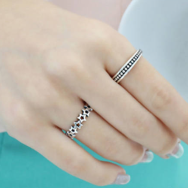 Star Linked Adjustable Ring