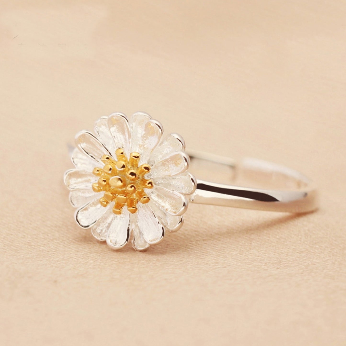 Sterling Silver Daisy Ring