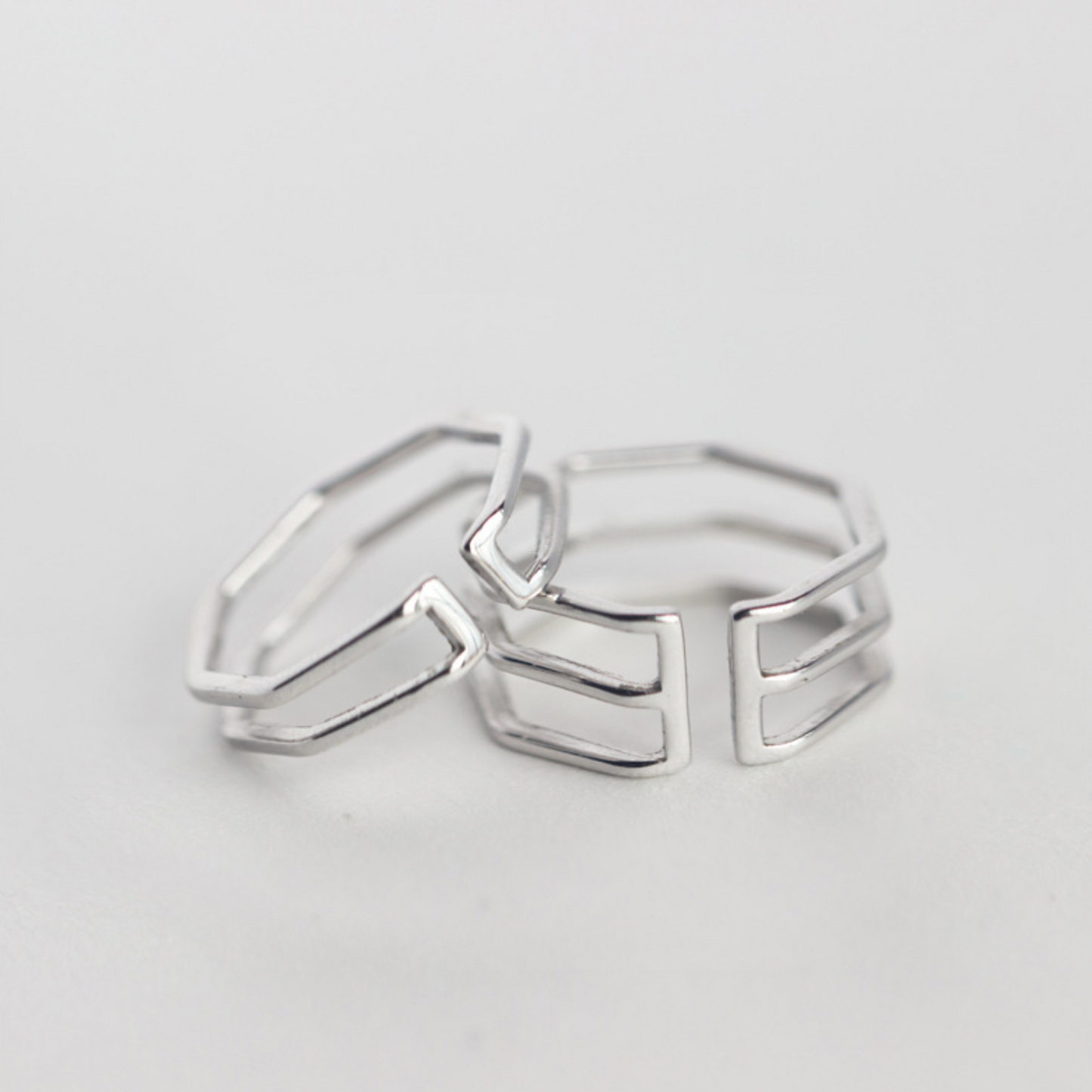 Geometric Adjustable Ring