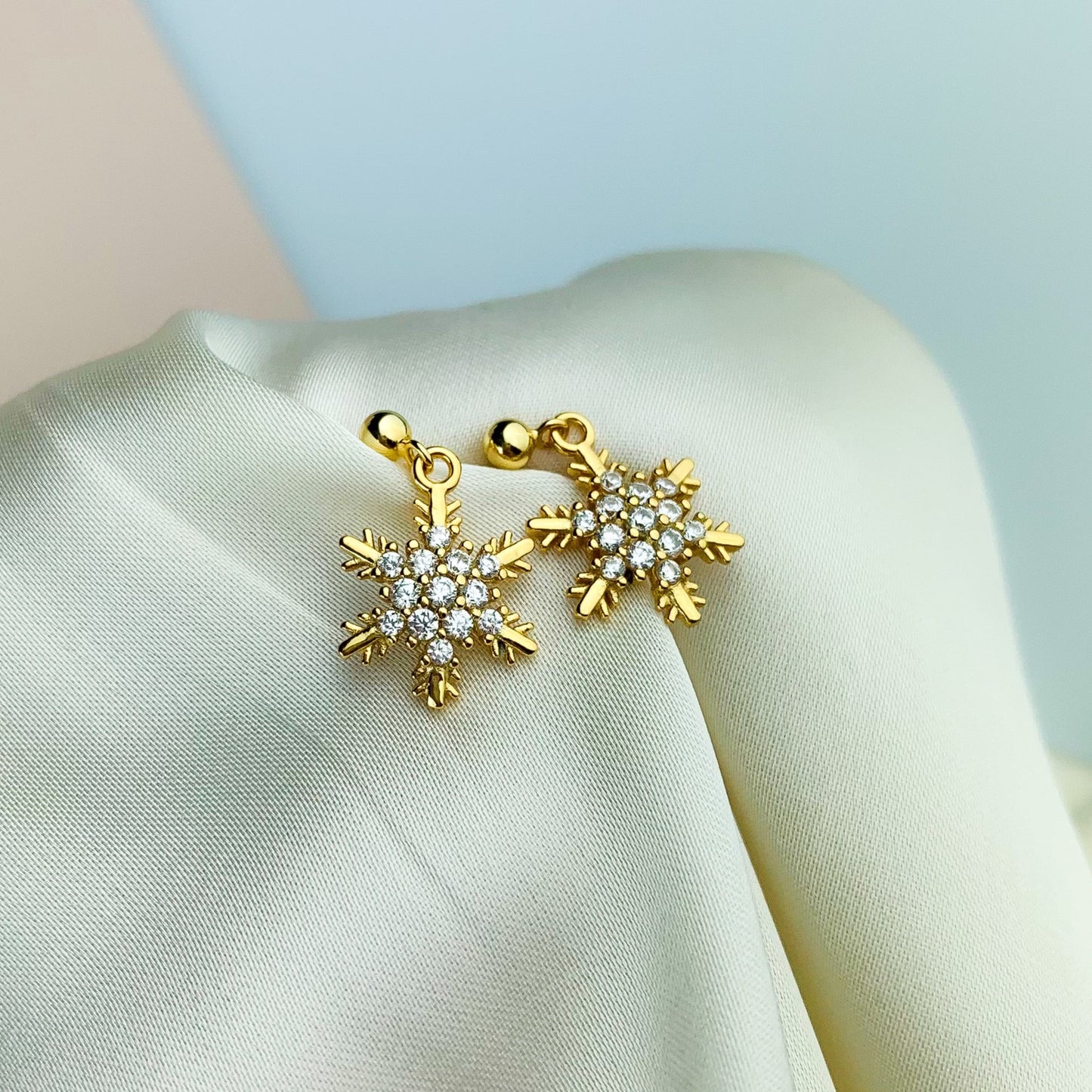 Sparkly Snowflake Dangle Stud Earrings