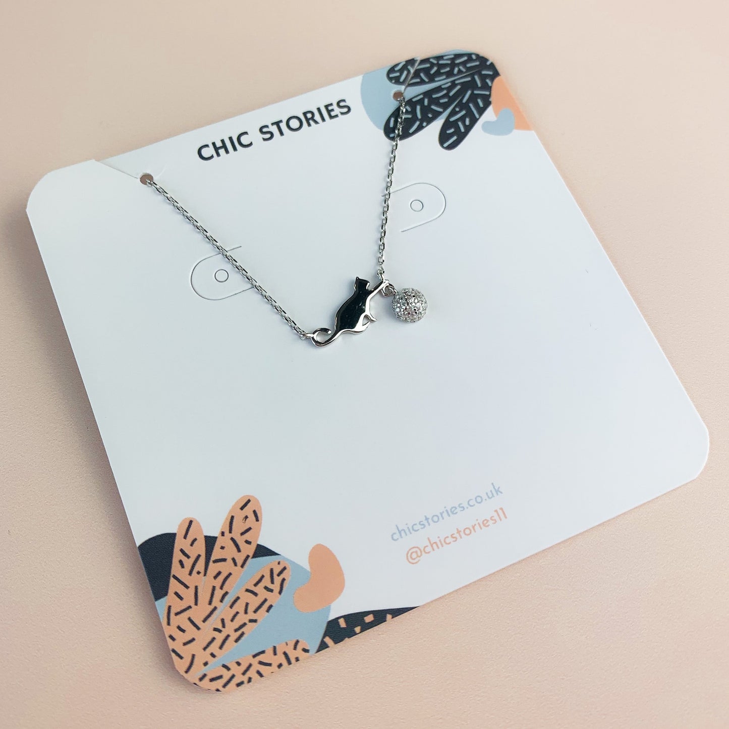 Cat Pendant Necklace