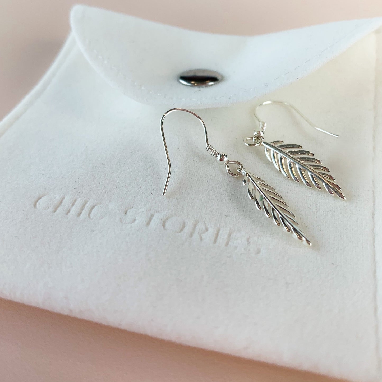 Simple Leaf Dangle Earrings