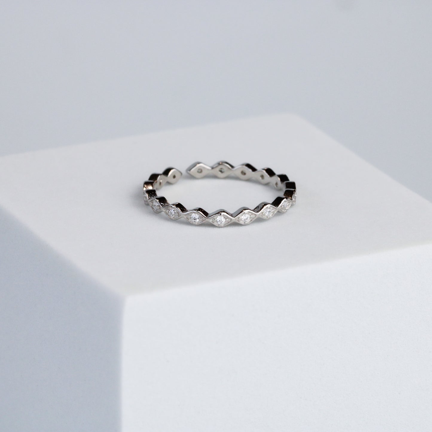 Diamond Shape Band Crystal Ring