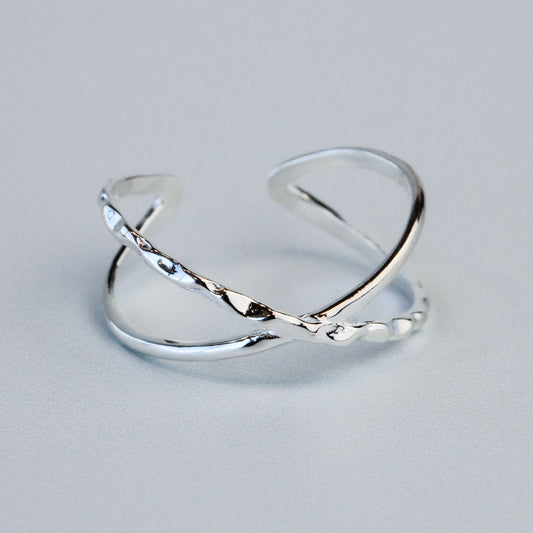 Double Band Crossover Adjustable Ring