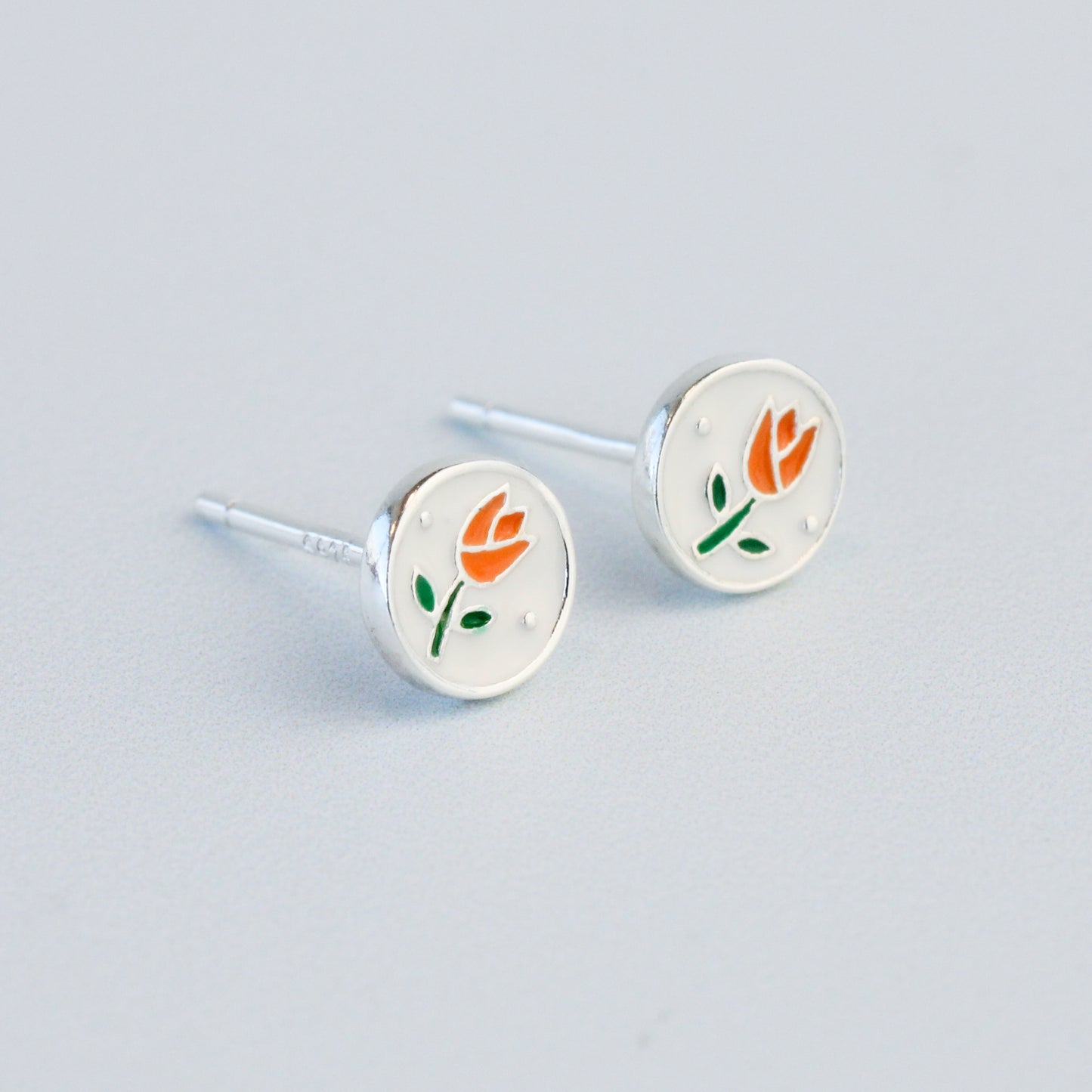 Tulip Circle Stud Earrings