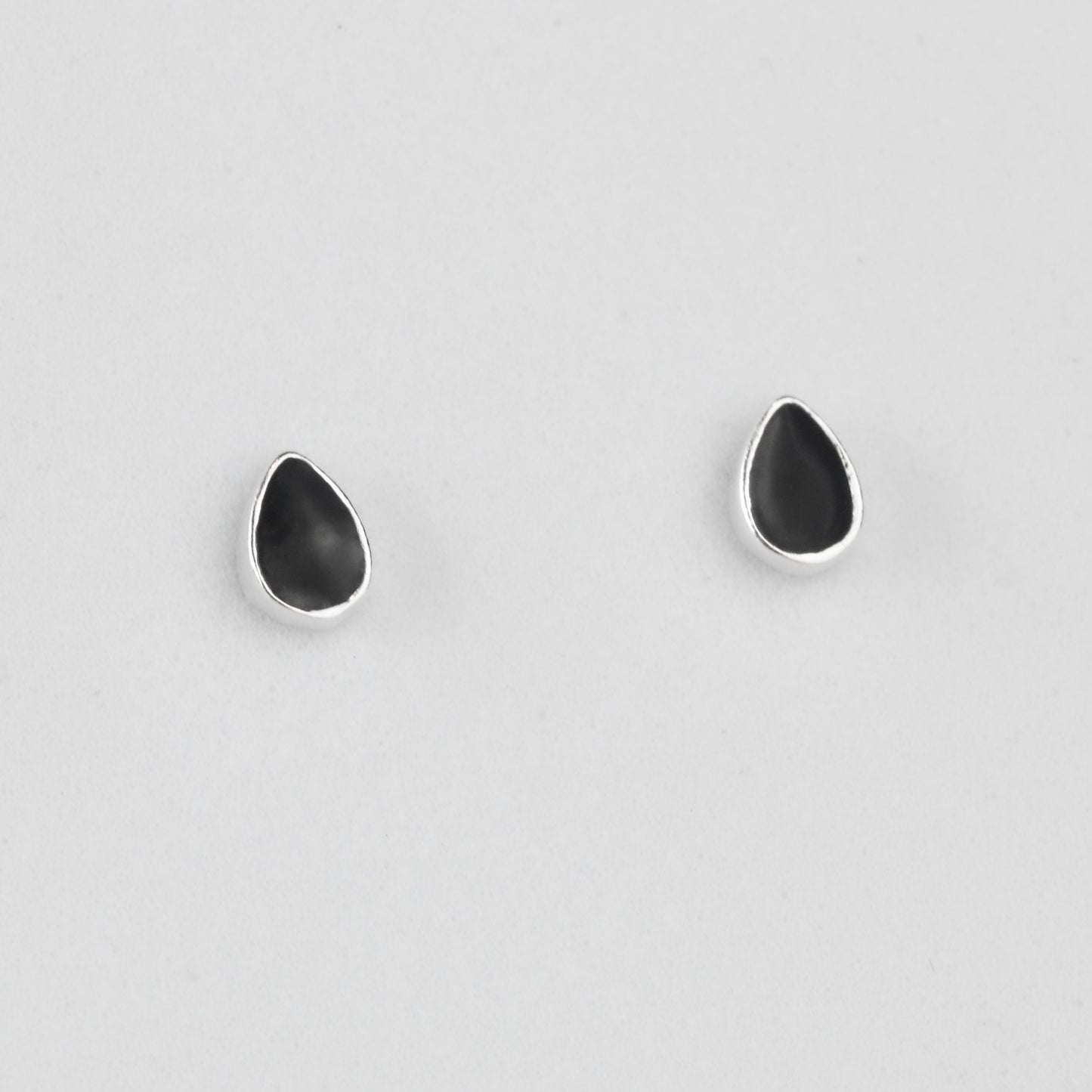 Black Teardrop Stud Earrings