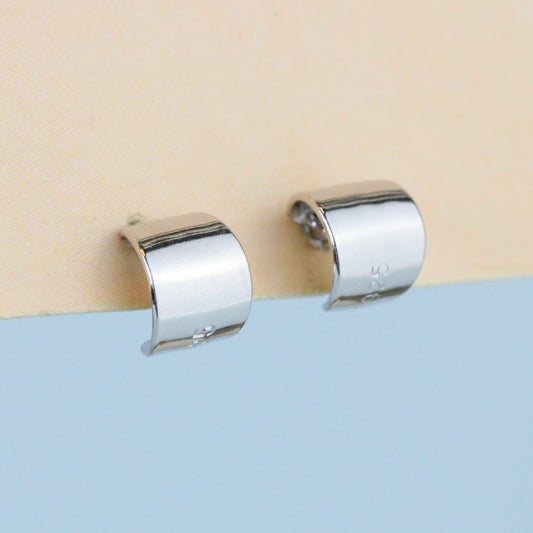 Tiny Curve Stud Earrings
