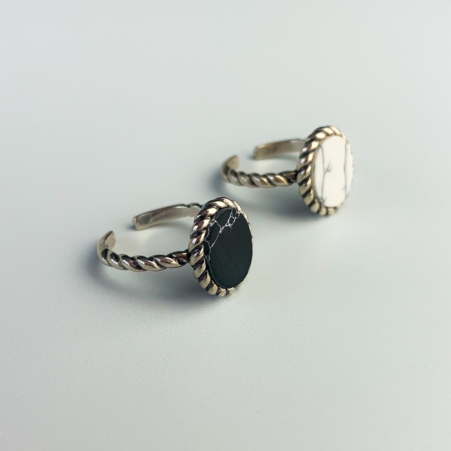 Marble Effect Oval Ring