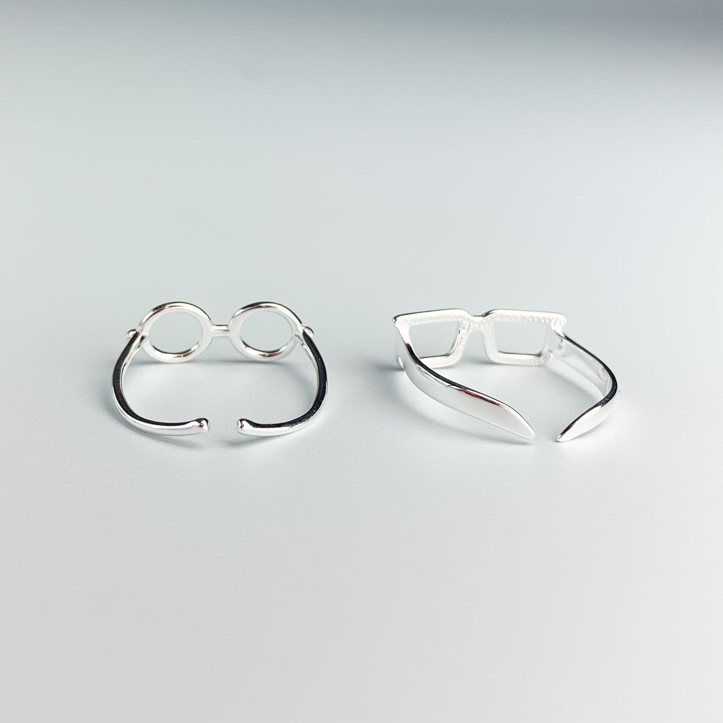 Round or Square Glasses Adjustable Ring