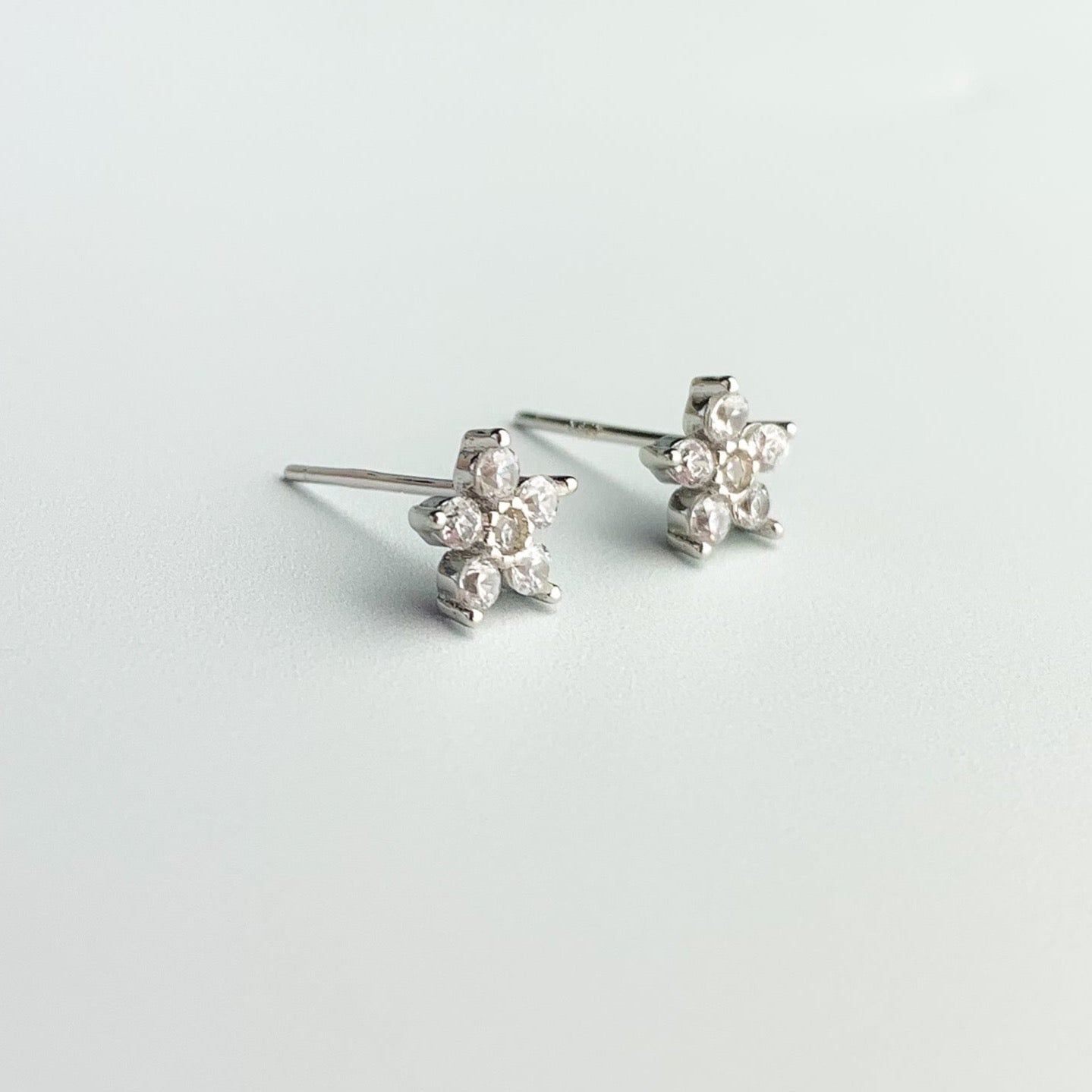 White Crystal Flower Stud Earrings